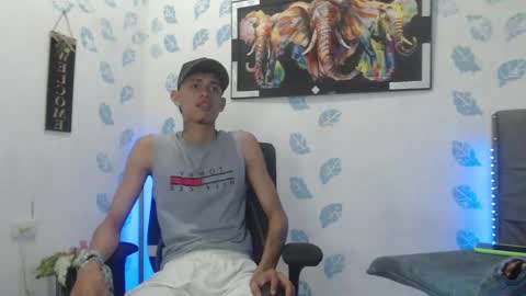 Snapshot of stuart_17 chatting on October 2025 02:25:01 PM stuart_17 online show from October 2025 02:25:01 PM