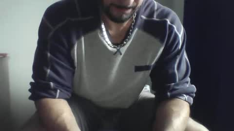 Snapshot of studdotcom chatting on December 2024 10:44:02 AM Ero online show from December 2024 10:44:02 AM