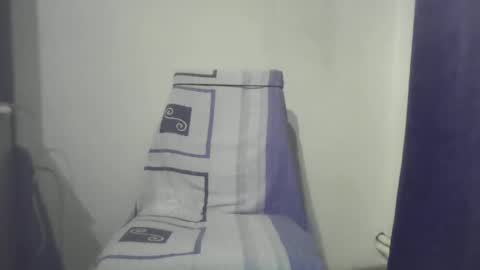 Snapshot of studdotcom chatting on December 2024 06:01:02 PM Ero online show from December 2024 06:01:02 PM