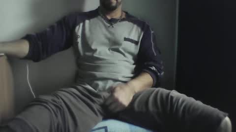 Snapshot of studdotcom chatting on December 2024 10:56:02 AM Ero online show from December 2024 10:56:02 AM