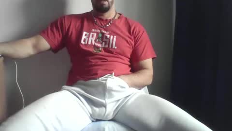 Snapshot of studdotcom chatting on January 2025 10:40:01 AM Ero online show from January 2025 10:40:01 AM