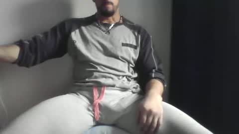Snapshot of studdotcom chatting on January 2025 11:42:02 AM Ero online show from January 2025 11:42:02 AM