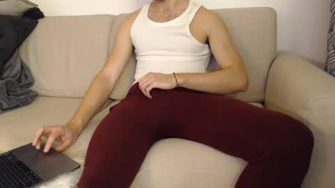 Stud From Paris online show from January 2025 03:19:01 PM