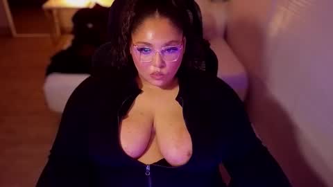 stunnahaus online show from April 2026 02:13:01 AM