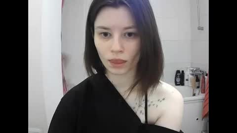 Snapshot of style_bliss chatting on September 2025 04:34:01 PM Eva online show from September 2025 04:34:01 PM