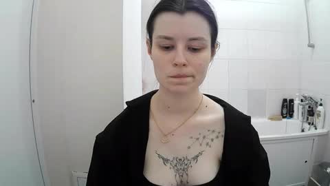 Snapshot of style_bliss chatting on November 2025 08:07:01 PM Eva online show from November 2025 08:07:01 PM