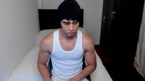 stylish men online show from September 2025 11:12:02 AM