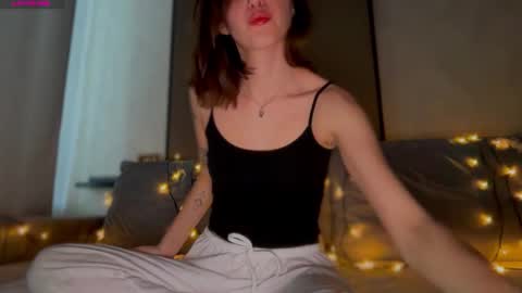 Snapshot of su_11111 chatting on March 2026 01:43:02 AM LINA online show from March 2026 01:43:02 AM