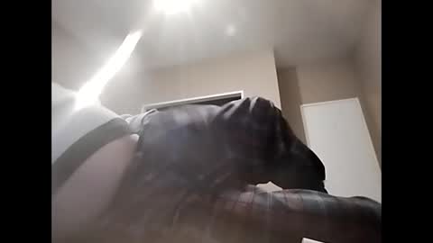 Snapshot of suavecito123828379 chatting on November 2025 10:12:01 PM suavecito123828379 online show from November 2025 10:12:01 PM