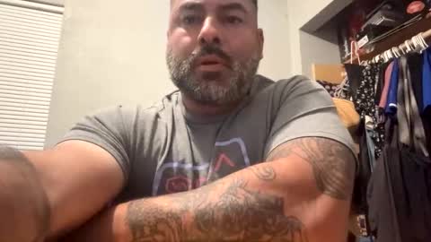 Snapshot of suavecito67 chatting on December 2025 03:15:02 AM suavecito67 online show from December 2025 03:15:02 AM