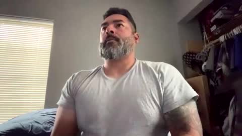Snapshot of suavecito67 chatting on May 2026 02:22:01 PM suavecito67 online show from May 2026 02:22:01 PM