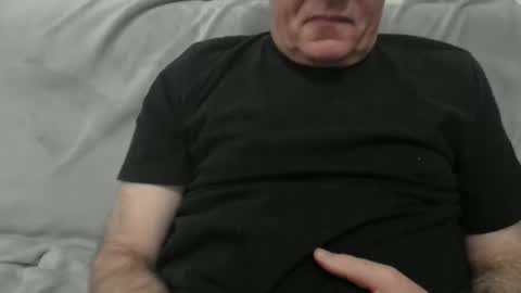 Snapshot of subforlatinas chatting on December 2025 05:21:02 PM subforlatinas online show from December 2025 05:21:02 PM