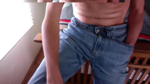 Submitted4u online show from November 2025 07:35:01 PM