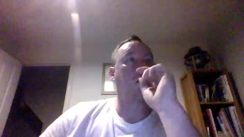 Snapshot of subpig84 chatting on February 2026 10:41:02 PM Sub Male online show from February 2026 10:41:02 PM