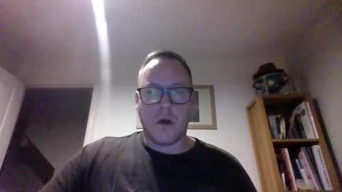 Snapshot of subpig84 chatting on March 2026 10:15:01 PM Sub Male online show from March 2026 10:15:01 PM