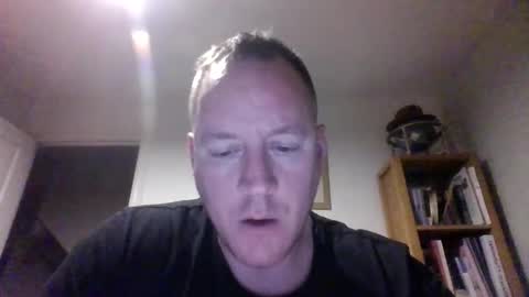Snapshot of subpig84 chatting on April 2026 10:23:02 PM Sub Male online show from April 2026 10:23:02 PM
