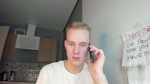 Snapshot of successful_kevin chatting on November 2025 01:35:02 PM Kevin online show from November 2025 01:35:02 PM