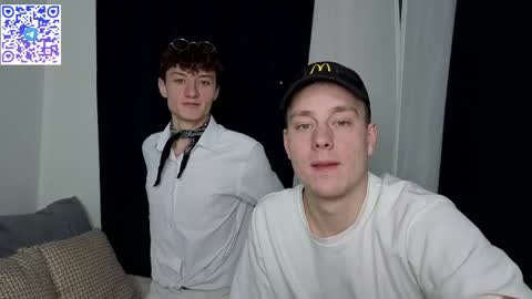 Snapshot of successful_kevin chatting on April 2026 07:07:02 PM Kevin online show from April 2026 07:07:02 PM