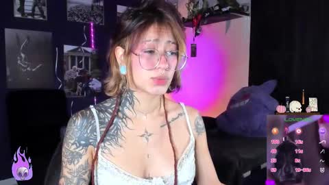 Alexy online show from November 2025 02:11:01 PM