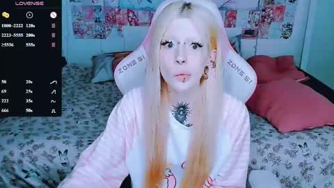 succubus_leslie online show from June 2026 03:01:02 PM
