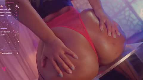 Succubus RoseMilk online show from October 2025 02:24:01 AM