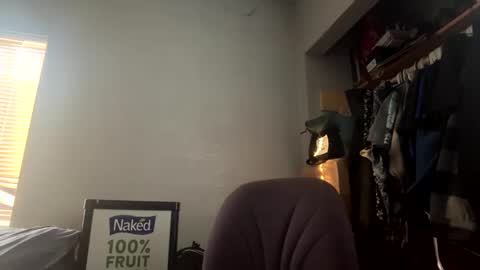 Snapshot of sucio72 chatting on September 2025 02:29:02 PM Sucio online show from September 2025 02:29:02 PM