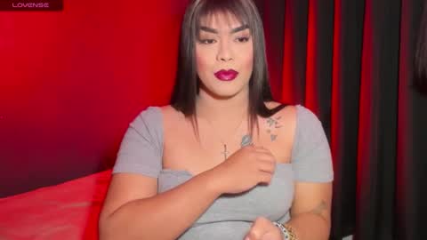 JADE ELYSE online show from November 2025 08:07:01 PM