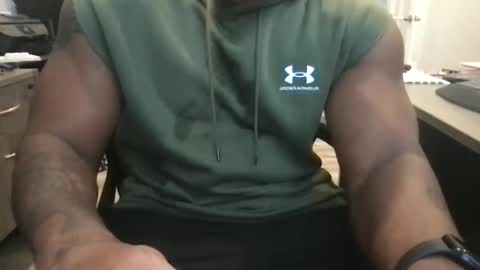 Snapshot of suckonthis318 chatting on February 2026 07:04:02 PM suckonthis318 online show from February 2026 07:04:02 PM