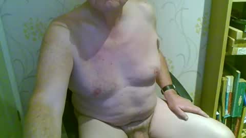 suffolkboy4 online show from February 2026 09:41:01 PM