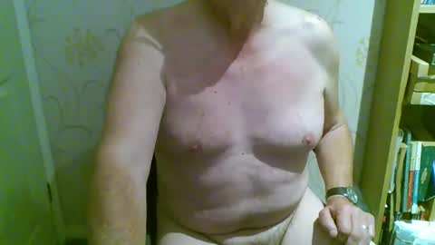 suffolkboy4 online show from May 2026 09:20:01 PM