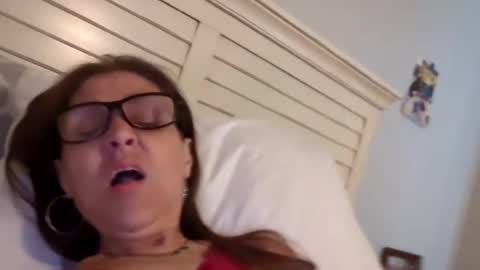 Snapshot of suga2023 chatting on September 2025 09:27:01 PM suga2023 online show from September 2025 09:27:01 PM