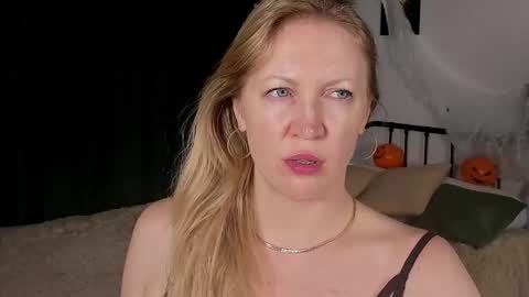 Snapshot of sugamomy chatting on October 2025 12:26:01 AM sugamomy online show from October 2025 12:26:01 AM