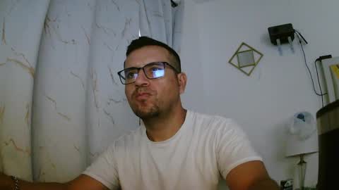 Snapshot of sugar1014 chatting on March 2025 12:22:01 PM sugar1014 online show from March 2025 12:22:01 PM