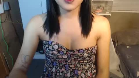 sugar_holy online show from December 2025 04:24:02 PM