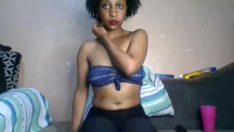 Snapshot of sugar_lace chatting on April 2026 04:13:02 PM sugar online show from April 2026 04:13:02 PM