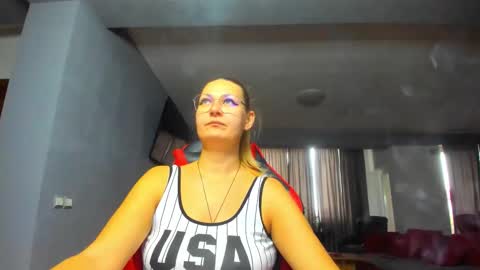 May online show from November 2025 09:09:01 AM