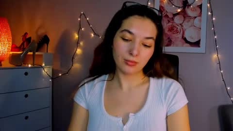 Snapshot of sugar_xmegan chatting on December 2024 06:03:02 PM Megan online show from December 2024 06:03:02 PM