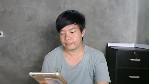 Snapshot of sugarbabyniko chatting on October 2025 12:24:01 PM Niko online show from October 2025 12:24:01 PM