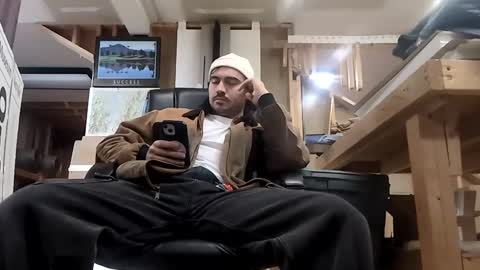 Sugar online show from October 2025 06:42:01 PM