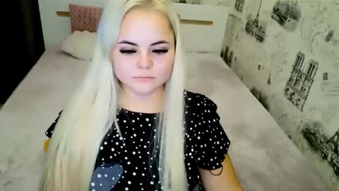 Snapshot of sugarkissx chatting on October 2025 06:30:01 PM sugarkissx online show from October 2025 06:30:01 PM