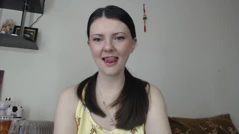 SugarTati online show from October 2025 12:17:02 PM