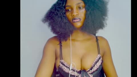 Ivy online show from November 2025 06:56:02 AM