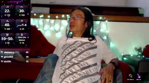suggabrown_ online show from May 2026 05:18:01 PM