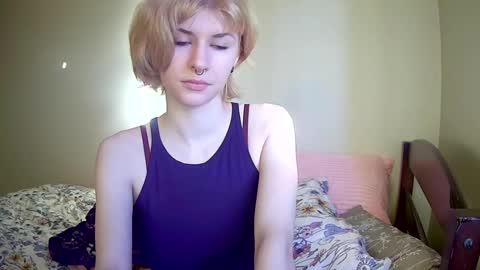 Snapshot of suicunebitch chatting on December 2024 10:34:02 PM Ophelia online show from December 2024 10:34:02 PM