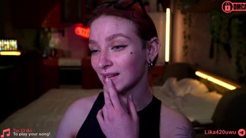 Snapshot of suk_ki chatting on December 2024 06:21:01 PM Lika ginger Jessy blond online show from December 2024 06:21:01 PM