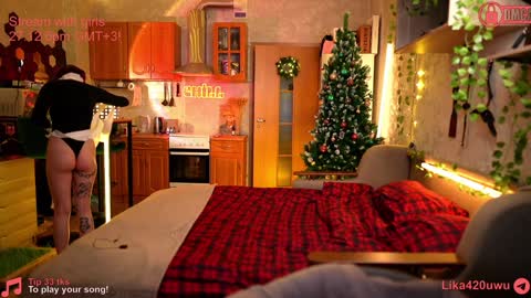 Snapshot of suk_ki chatting on December 2024 03:16:01 PM Lika ginger Jessy blond online show from December 2024 03:16:01 PM