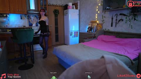 Snapshot of suk_ki chatting on January 2025 10:33:01 PM Lika ginger Jessy blond online show from January 2025 10:33:01 PM