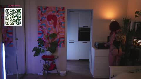 Snapshot of suk_ki chatting on September 2025 04:13:02 AM Lika ginger Jessy blond online show from September 2025 04:13:02 AM