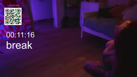 Snapshot of suk_ki chatting on October 2025 03:09:01 AM Lika ginger Jessy blond online show from October 2025 03:09:01 AM