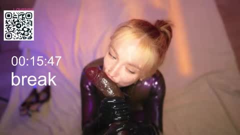 Snapshot of suk_ki chatting on February 2026 03:25:02 AM Lika ginger Jessy blond online show from February 2026 03:25:02 AM